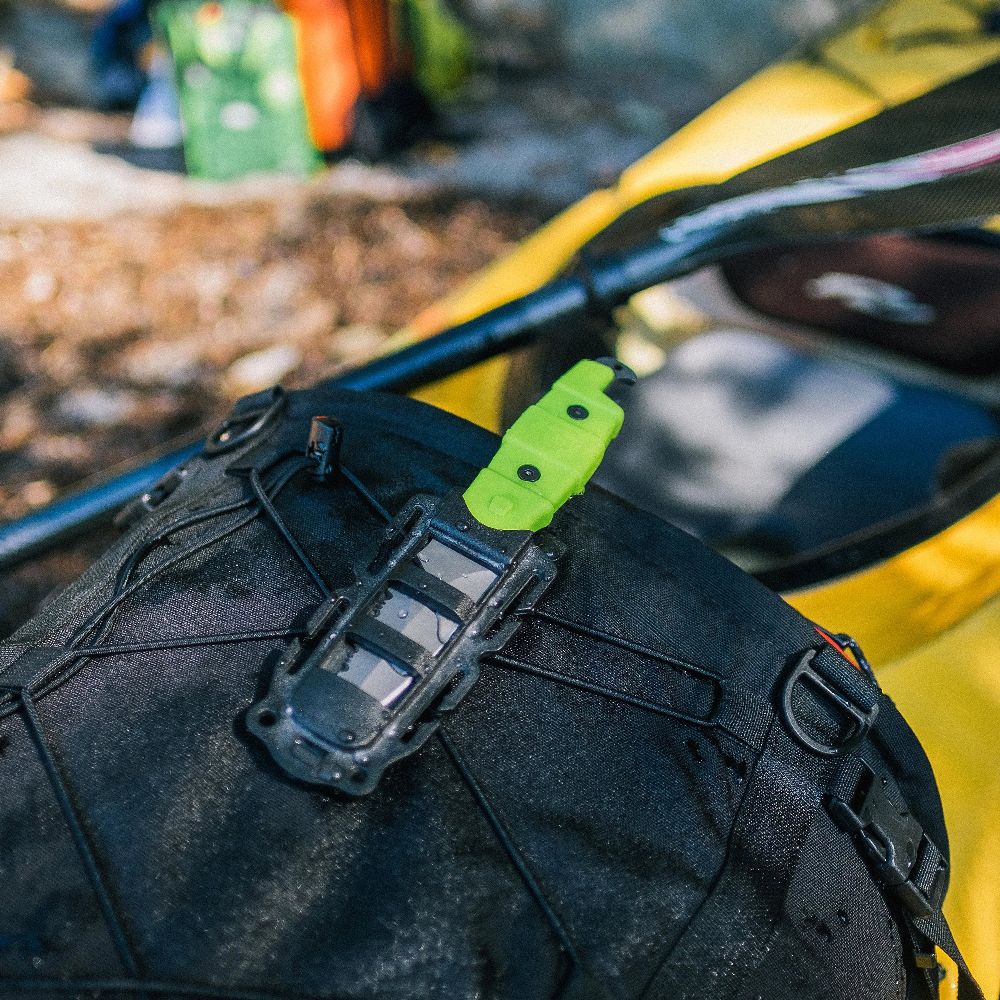 Gear Aid Akua River Knife green  in sheath on backpack